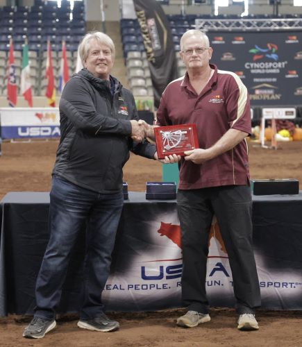 Tim Laubach (right) with Ken Tatsch at Cynosport 2023 HOF - Tim Laubach presentation 500