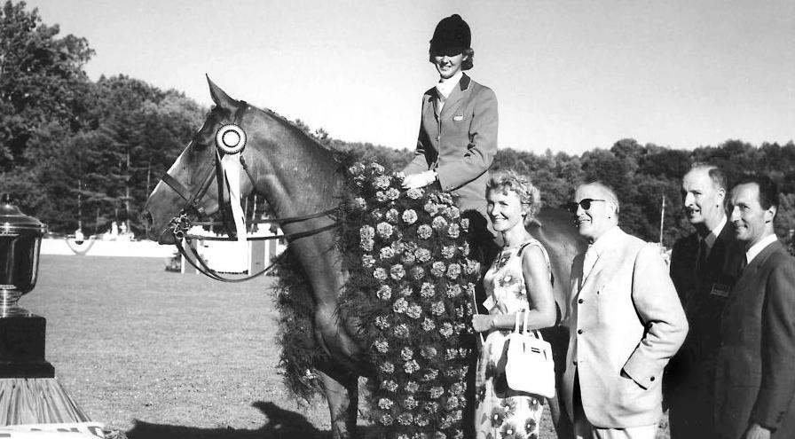 Mary_Chapot_aboard_Tomboy - first_Cleveland_Grand_Prix 1965 hps