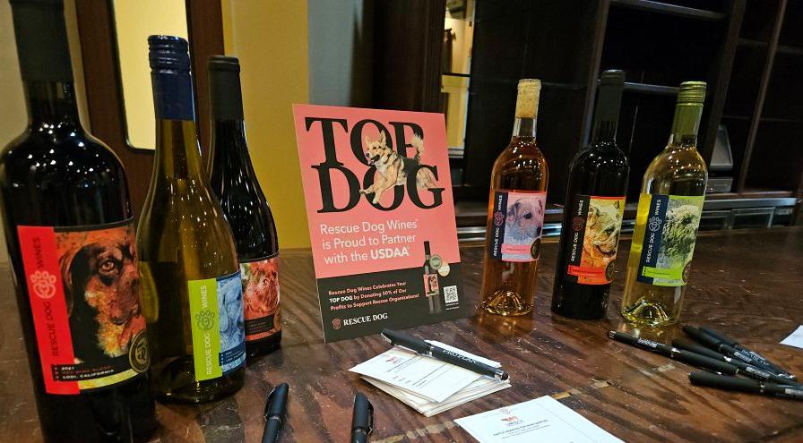Rescue Dog Wine table at Cynosport hps